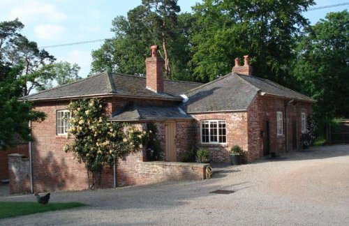 The Coach House at Bryngwyn Hall - Foto 1