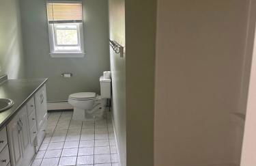 Spacious and Walk to the Beach with Central AC and Outdoor Shower - Photo 24