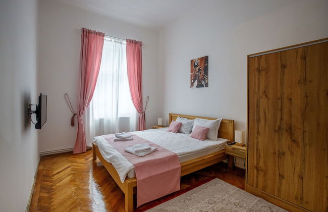 Mira Central Residence - Photo 3