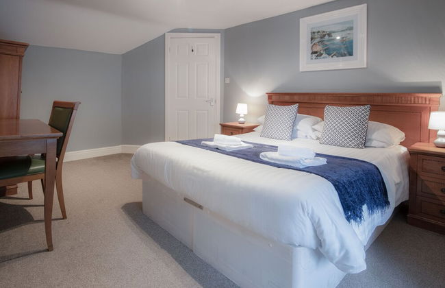 Fletcher Coach House - 3 Bedroom Cottage - Pendine - Photo 17