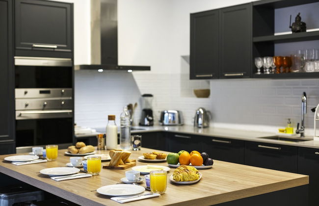 Chalet Estoril Luxury Apartments - Photo 26