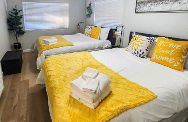 Relaxing Cozy Back House with Backyard - Foto 1