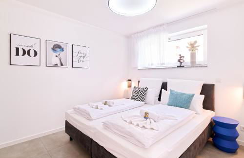 Xzllenz - 4 Schlafzimmer, Zentral, Parken, U-Bahn, 2 Bäder, 4 Smart-TV, optional Einzelbett - Foto 8