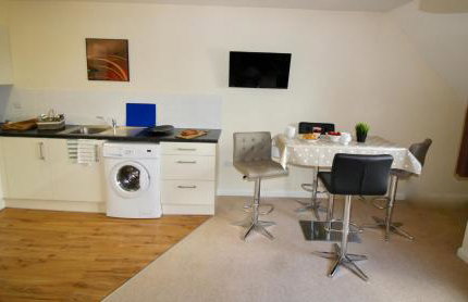 AmberBlue@Epsom - Photo 41