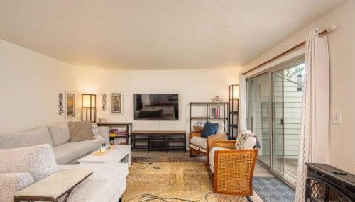 Cozy 3-Bedroom Townhome - 3 Miles from OSU! - Foto 2