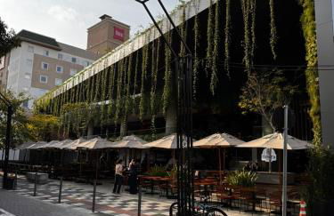 Super Central - Fácil acesso a tudo - TownHouse - Foto 8