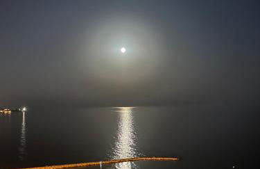 Stunning Sea View - Photo 4