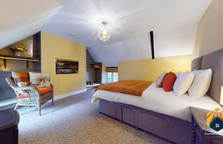 4 Bed Apartment- With Cosy Pub - Food/Drink 10%off - Photo 7