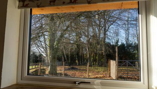 Rose Hideaway - Photo 2, Garden view