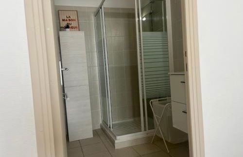 Appartement 4 personnes 5 minutes a pieds du centre ville parking gratuit jardin 85m2 - Photo 15