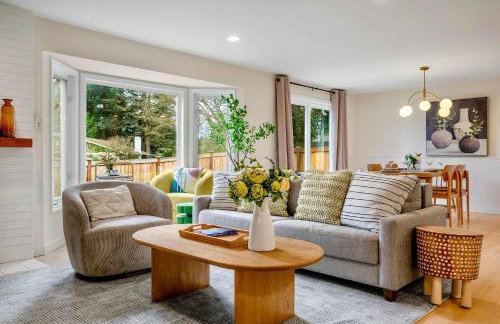 Serene Sunlit Retreat - Remodeled with EV charging and AC - Foto 8