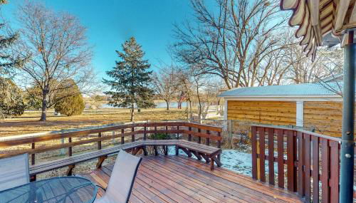 Work and Play! Spacious Lake-View Home in Greeley - Foto 4