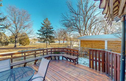 Work and Play! Spacious Lake-View Home in Greeley - Foto 4