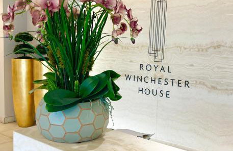 Urban Gateway Spacious Apartment with free parking - Photo 27