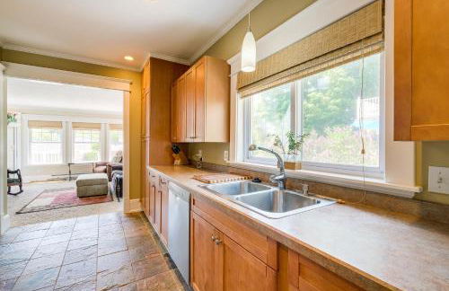 Cozy Michigan Retreat with Deck and Gas Grill! - Foto 12