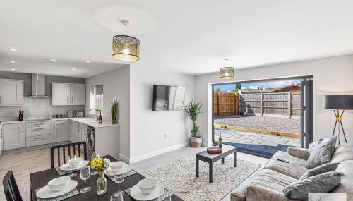 Elegant 5-Bed House with ample parking - Foto 2