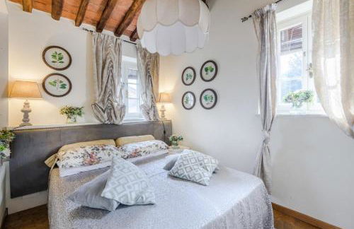 Villa Coccinelle, A secret sweet idyllic retreat for 2 couples with private pool & air conditioning - Foto 51