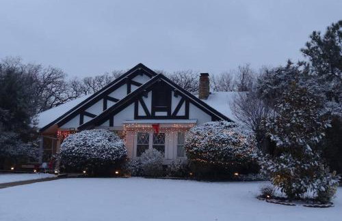 Little Slice of England in Texas - Foto 79