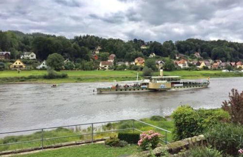 Charmante Ferienwohnung 2 im Schmöllerhäuschen - Foto 2