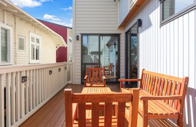 Central Oasis Townhouse with Parking - Photo 32