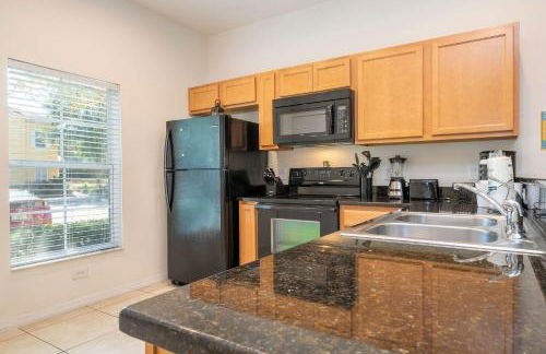 Spectacular House with 3BR - Private Pool, BBQ - Minutes from Disney! - Foto 19