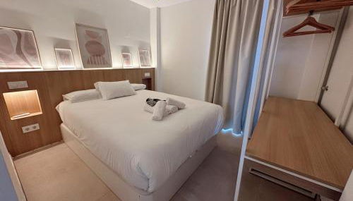 Marbella Hideaway BBQ, POOL & Best walking distance Beaches - Photo 5