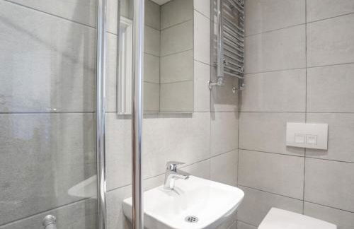 The Hawthorns - Photo 23