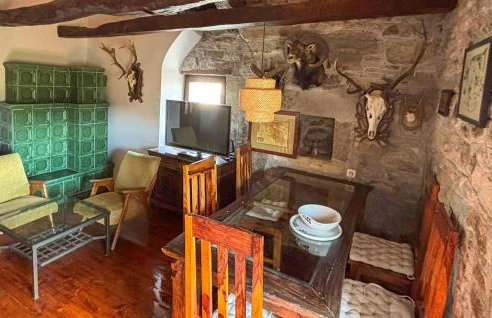 2 Bedroom Awesome Home In Buzet - Photo 9