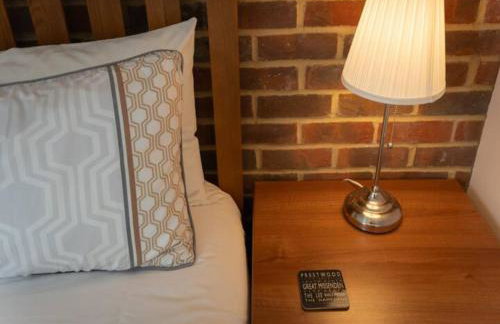 Tranquil Chilterns Farm Hideaway - Pass the Keys - Foto 13