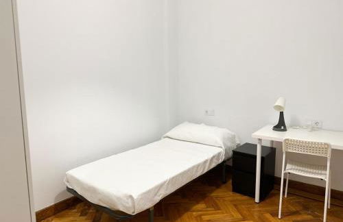 Piso 5 dormitorios Salgueira 1 - Foto 6