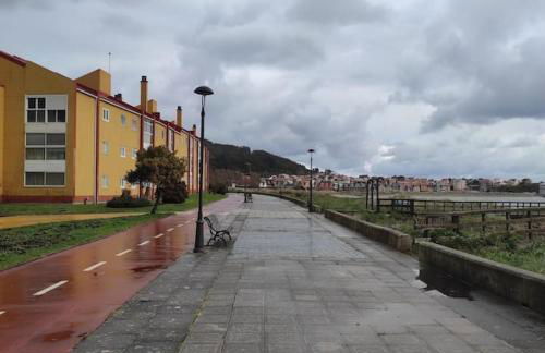 Piso primera línea de playa y vistas al mar en Cariño - Foto 26