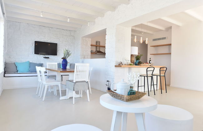 Ambassador Luxury Villas - Photo 20