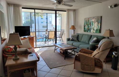 Cozy beachfront oasis, heated pool & ocean views #13 - Foto 20