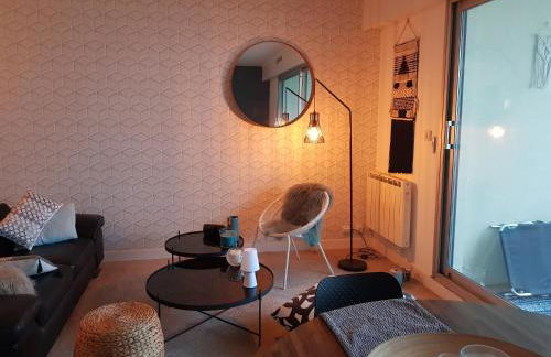 Face mer Tyra - Photo 12