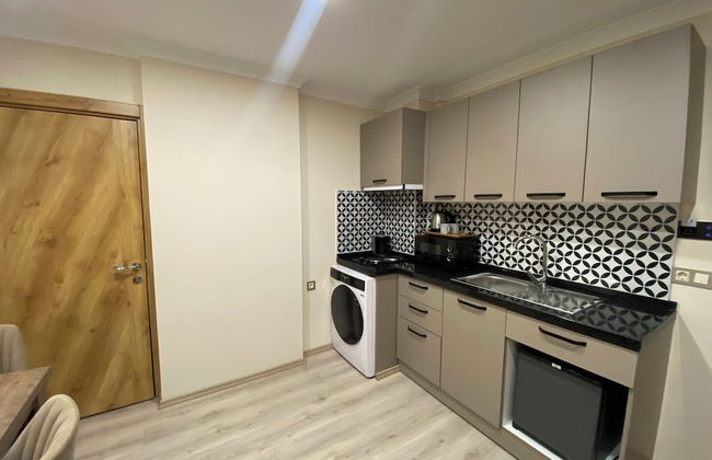 Rena Grand Residence & Suite - Photo 17