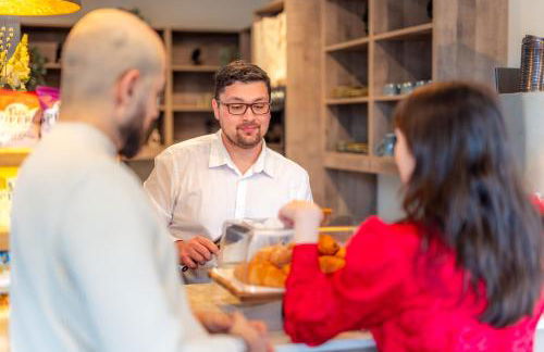 Diff-Rent Studios with gym & Fast Access to Central London & Wembley - Photo 7