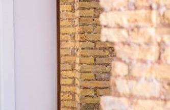 Well Lit and Creatively Designed Apartment - Photo 4