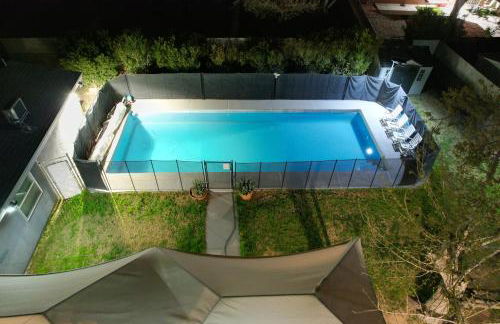 Remodeld5BR Modern Retreat with Covered Pool - Foto 31