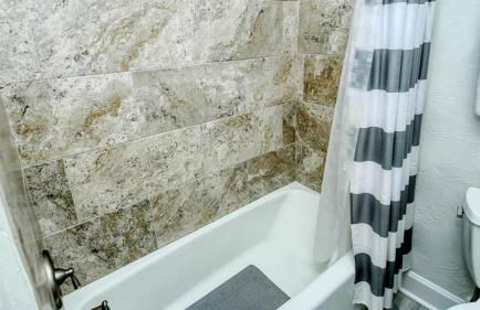 1207 PD Garden Oasis Townhome Getaway - Foto 29