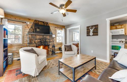 Steps to Estes Lake Mtn-View Hideaway with Hot Tub! - Foto 5