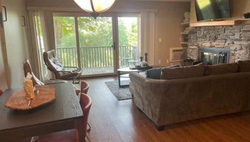 Spacious Condo with Pool Pass! - Foto 5