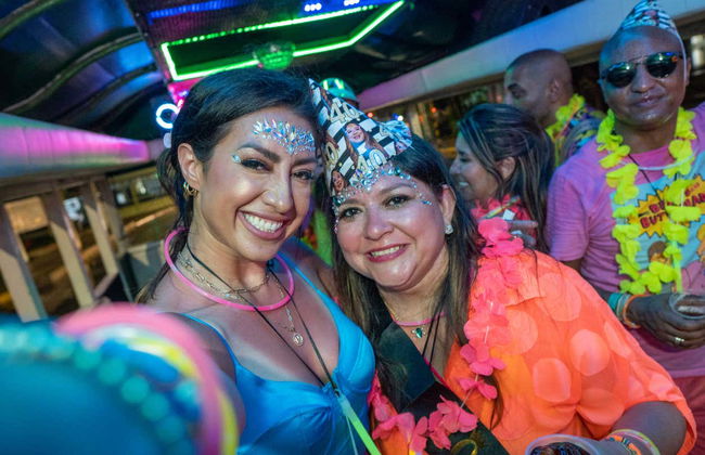 Cartagena Party Bus Tour + Nightclub - Photo 4