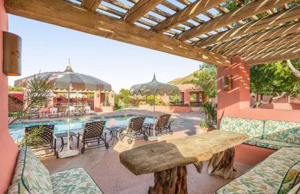 The Pond Estate by Avantstay Maximalist Designer Compound w/ 2 Casitas, Indoor + Outdoor Pools, Tennis Court, & Gorgeous Mountain Views 12k Sqft - Foto 137