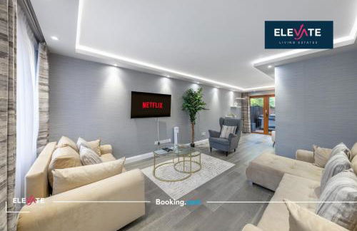 Exclusive Offers I 5 Bedroom House I Free Parking I Sleeps 10 I Elevate Living Estates Short Lets & Serviced Apartments - Foto 2