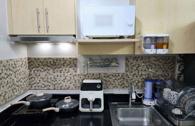 High-Tech Studio at Grass Residences -2 persons only, Quezon City - Foto 15