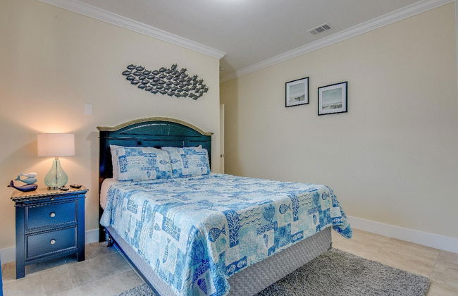 3 Beautiful 4 Bed 3 Bath Pool Home w Free Dock - Foto 30