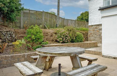 The Farmhouse - Photo 6