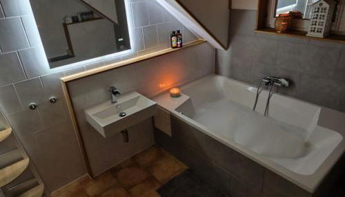 Sonnenblick Dachgeschoss Salgen - Foto 2