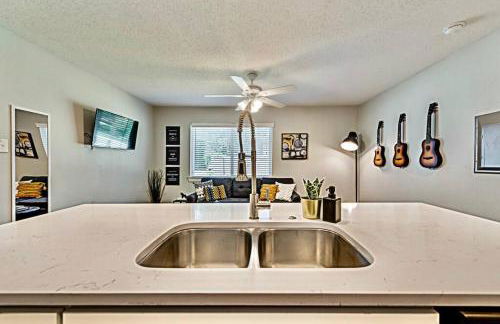 Global Cup The Rhythm Room Near Downtown Dallas! - Foto 16