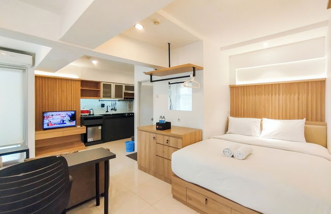 Spacious Classic Studio At Jarrdin Cihampelas Apartment - Photo 1